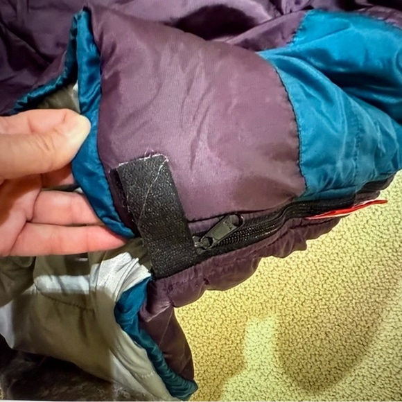 Coleman mummy style, sleeping bag, youth, color purple, 30 x 66 - Picture 7 of 12